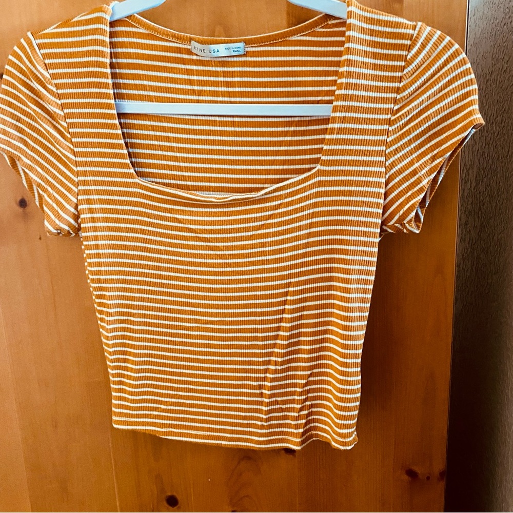 ACTIVE USA MUSTARD YELLOW STRIPED CROP TOP